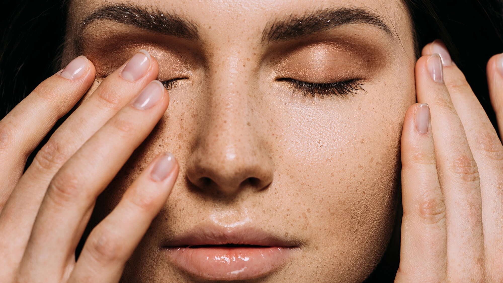 How to Effectively Use Vitamin C With Niacinamide in Your Skincare Routine?